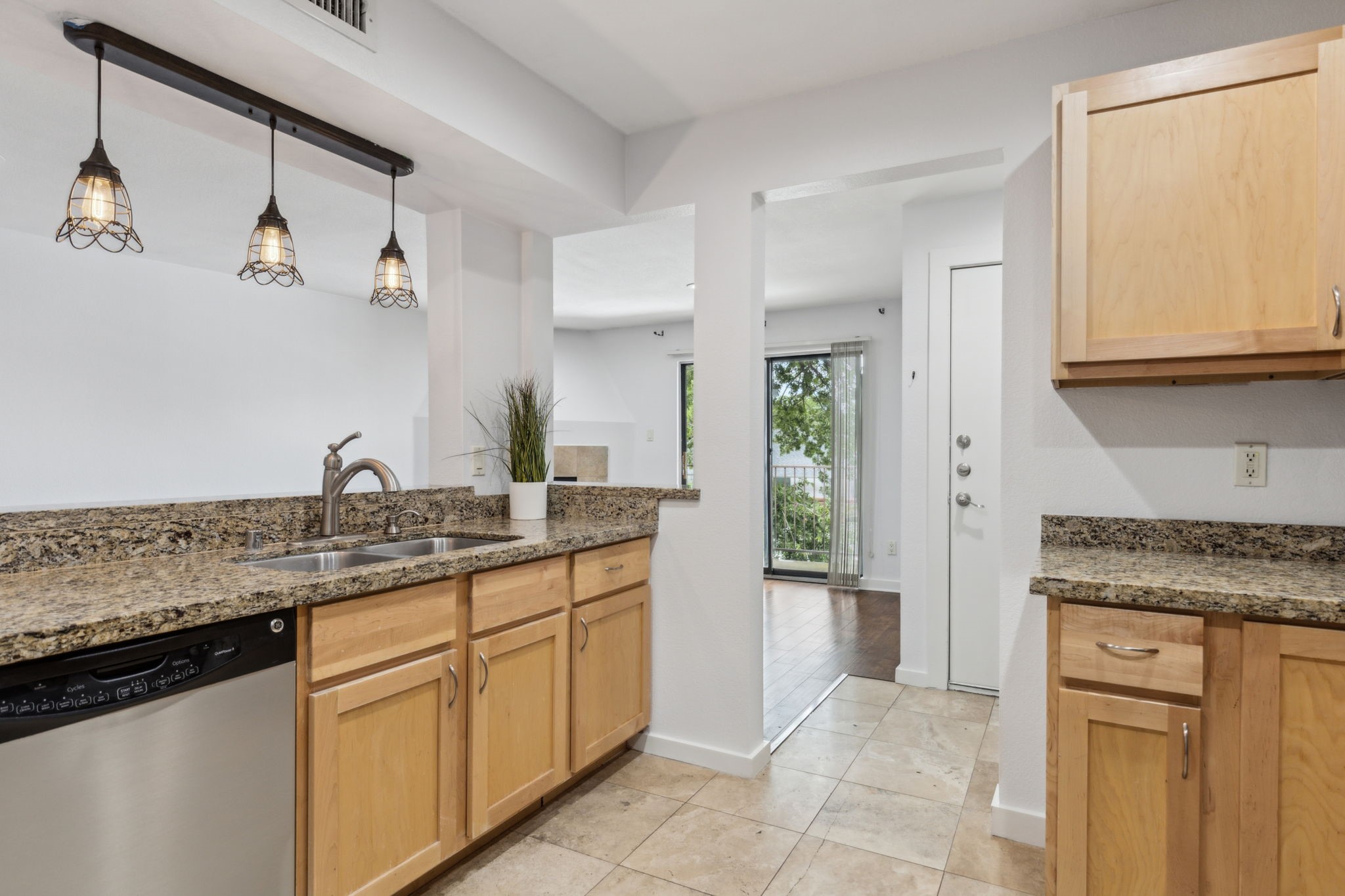 4777 Cedar Springs Road 6N